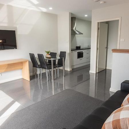 Cardiff Executive Apartments Newcastle Buitenkant foto